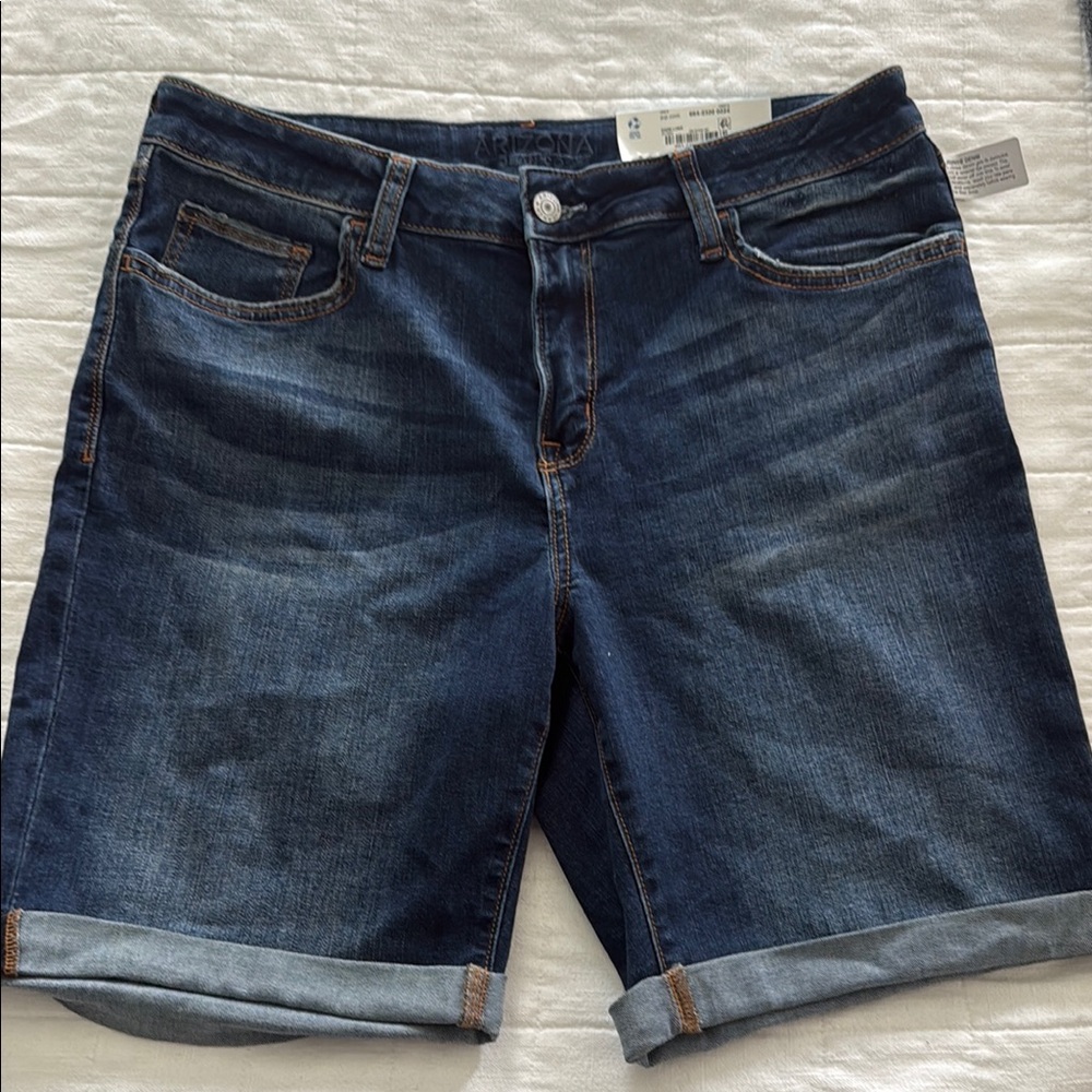 Arizona Jean Company Blue Bermuda Shorts Classic Style